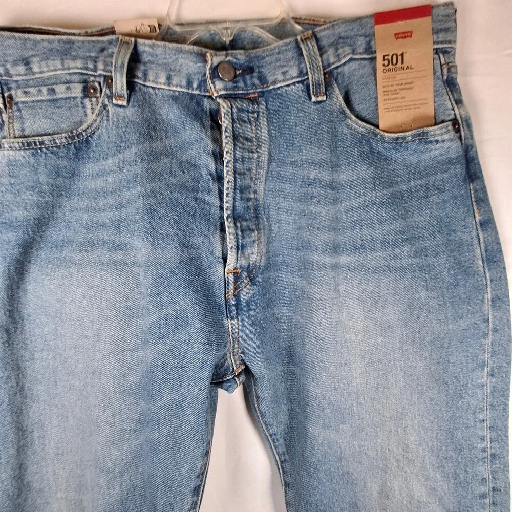 Levi's 501 Original Jeans 36W x 32L Light Blue Denim Straight Leg